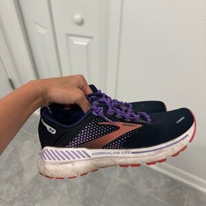 Brooks sneakers